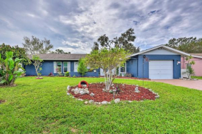 Convenient Sarasota Studio with Lush Backyard!